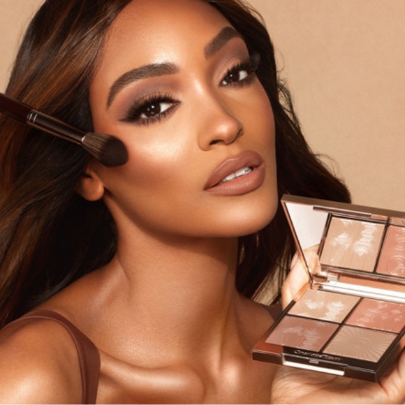 Charlotte Tilbury NUDEGASM FACE PALETTE
FACE PALETTE - Picture 4 of 8